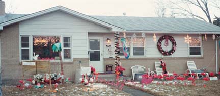 [2002 span of front yard light display]